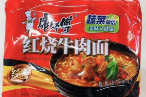 中国で大人気のインスタントラーメン「康師傅　紅焼牛肉麺」の作り方。よく合う具材・購入方法